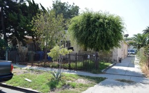 732 E 76th Place South LA 90001